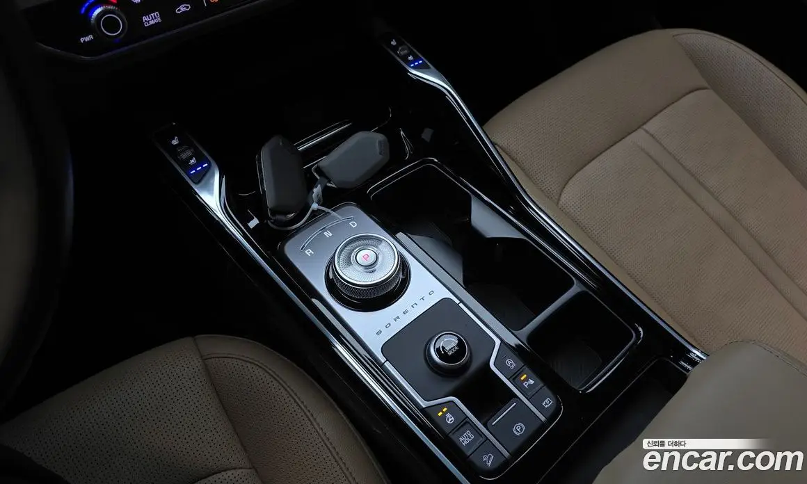 Kia Sorento 2023 2.5 автомат (гидро), фото 9