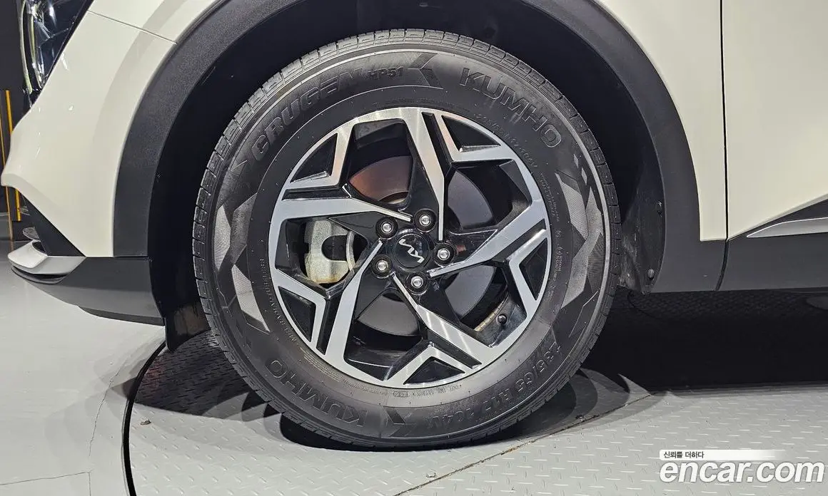 Kia Sportage 2023 2.0 автомат (гидро), фото 5