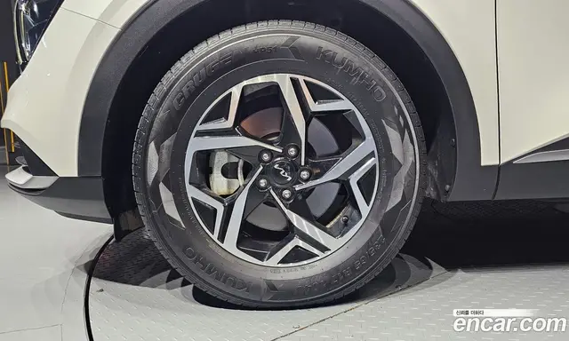 Kia Sportage 2023 2.0 автомат (гидро), миниатюра 5