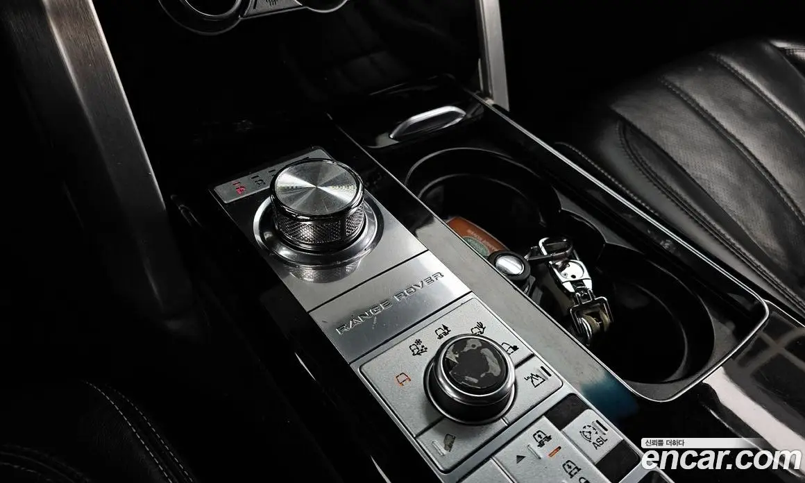 Land Rover Range Rover 2014 4.4 автомат (гидро), фото 9 Land Rover Range Rover 2014 4.4 автомат (гидро), фото 9