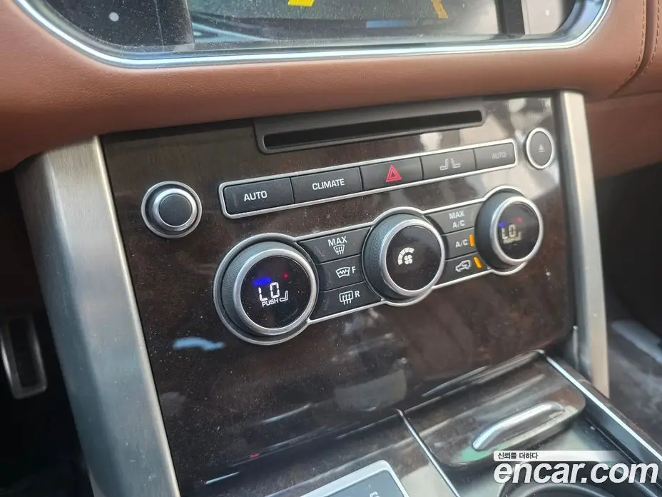 Land Rover Range Rover 2016 5.0 автомат (гидро), фото 11 Land Rover Range Rover 2016 5.0 автомат (гидро), фото 11