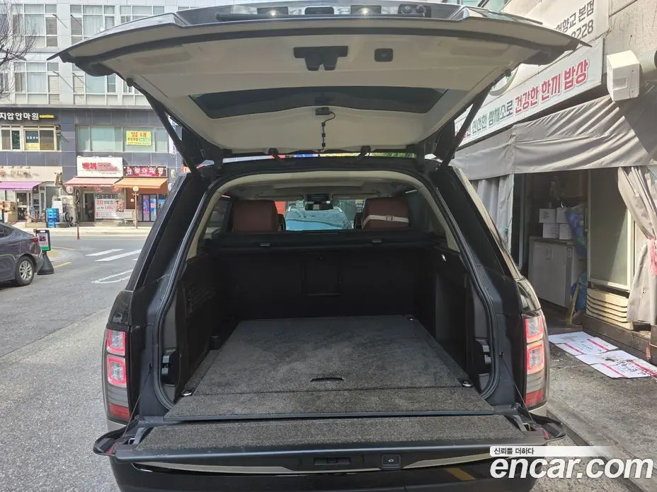 Land Rover Range Rover 2016 5.0 автомат (гидро), фото 18 Land Rover Range Rover 2016 5.0 автомат (гидро), фото 18