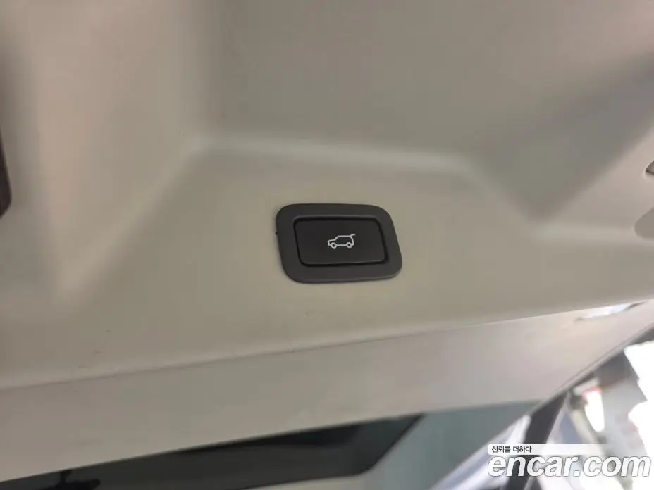 Land Rover Range Rover 2016 5.0 автомат (гидро), фото 19 Land Rover Range Rover 2016 5.0 автомат (гидро), фото 19