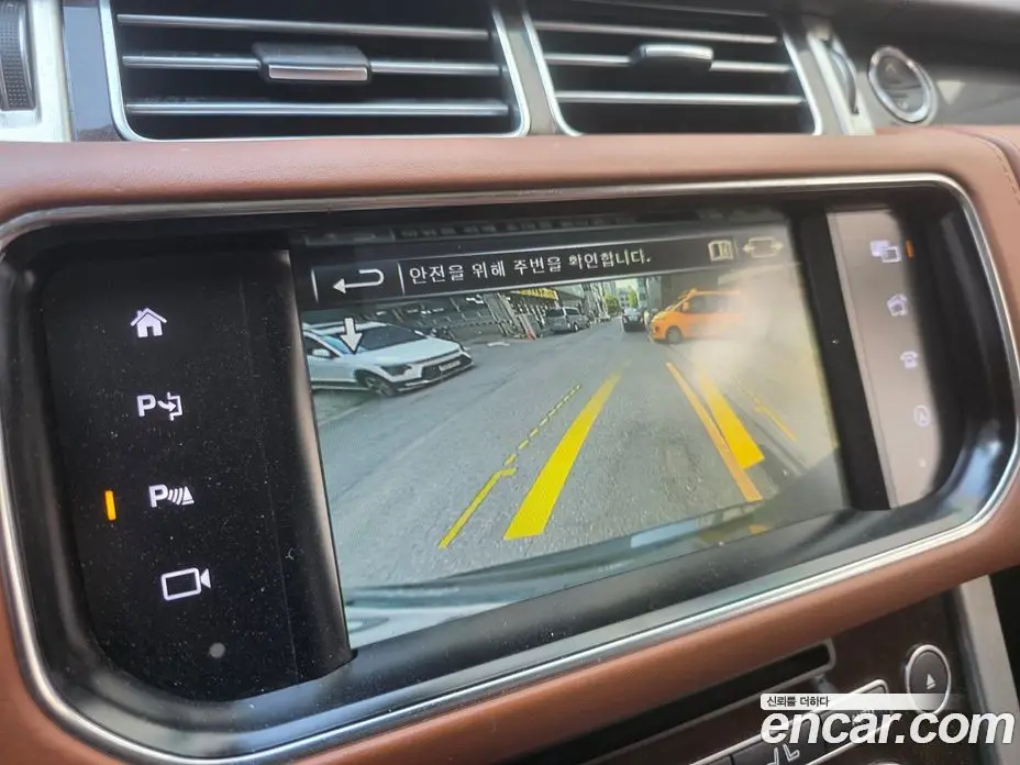Land Rover Range Rover 2016 5.0 автомат (гидро), фото 10 Land Rover Range Rover 2016 5.0 автомат (гидро), фото 10