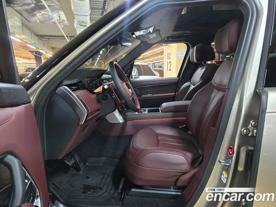 Land Rover Range Rover 2024 4.4 автомат (гидро), фото 17 Land Rover Range Rover 2024 4.4 автомат (гидро), фото 17