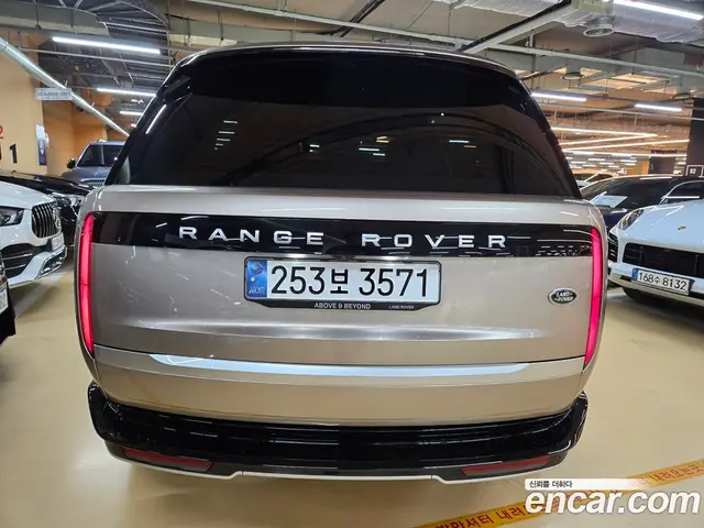Land Rover Range Rover 2024 4.4 автомат (гидро), миниатюра 6 Land Rover Range Rover 2024 4.4 автомат (гидро), миниатюра 6