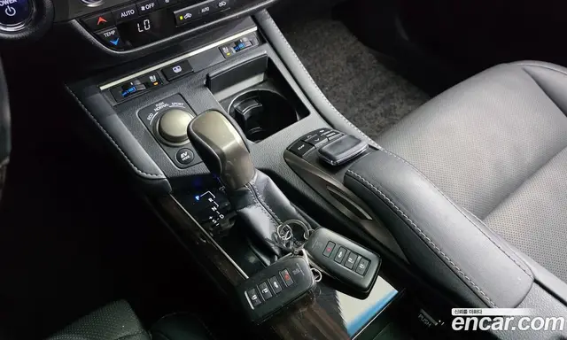 Lexus ES 2017 2.5 автомат (гидро), миниатюра 9 Lexus ES 2017 2.5 автомат (гидро), миниатюра 9