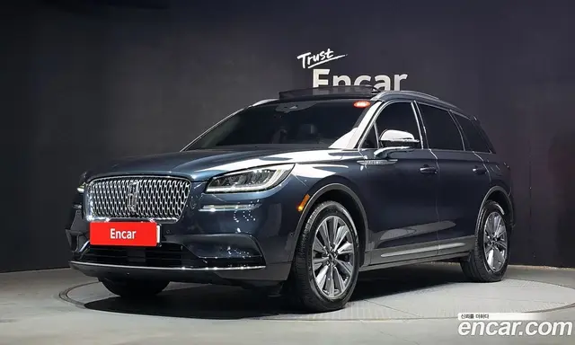 Lincoln Corsair, 2022, 33 178 км