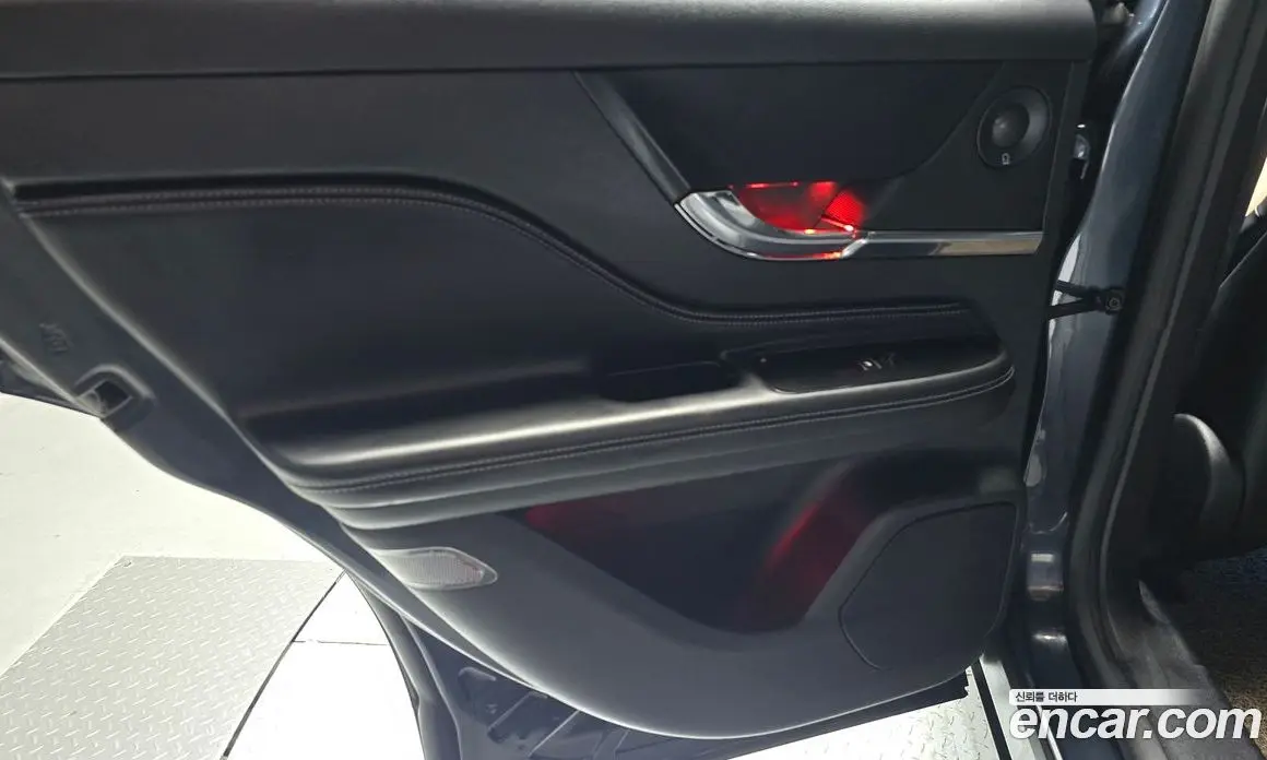 Lincoln Corsair 2022 2.0 автомат (гидро), фото 15