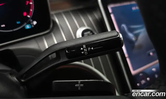 Mercedes-Benz C-Class 2023 2.0 автомат (гидро), миниатюра 12