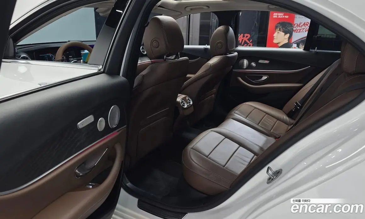 Mercedes-Benz E-Class 2019 2.0 автомат (гидро), фото 16 Mercedes-Benz E-Class 2019 2.0 автомат (гидро), фото 16