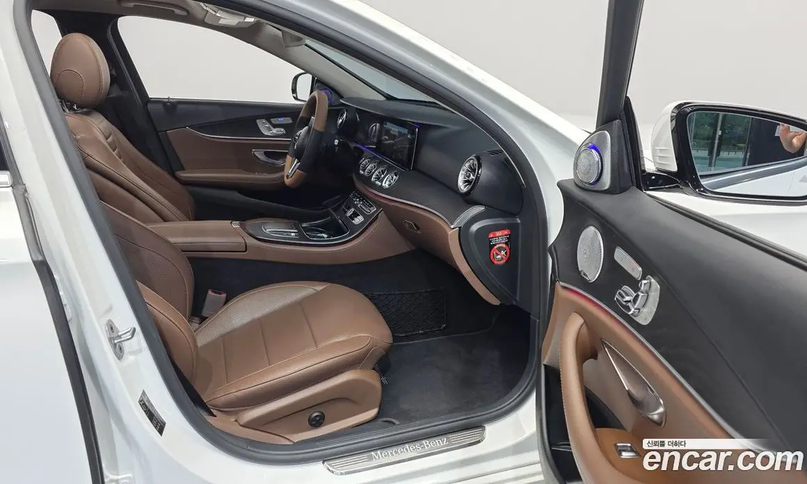Mercedes-Benz E-Class 2019 2.0 автомат (гидро), фото 17 Mercedes-Benz E-Class 2019 2.0 автомат (гидро), фото 17
