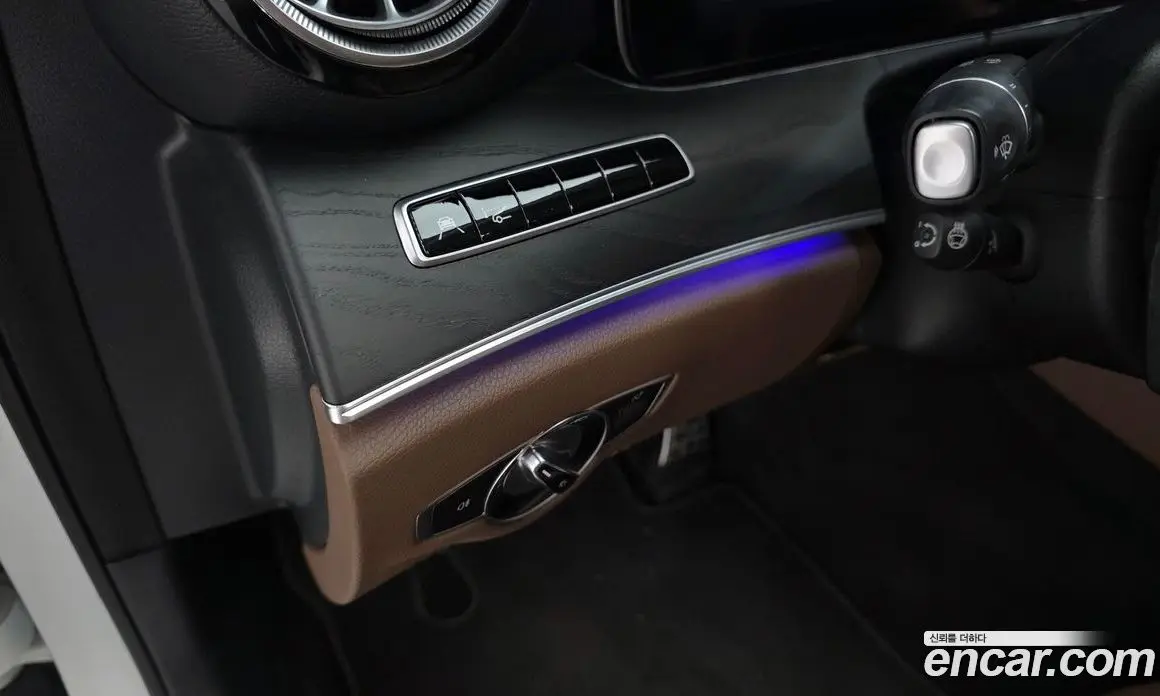 Mercedes-Benz E-Class 2019 2.0 автомат (гидро), фото 20 Mercedes-Benz E-Class 2019 2.0 автомат (гидро), фото 20