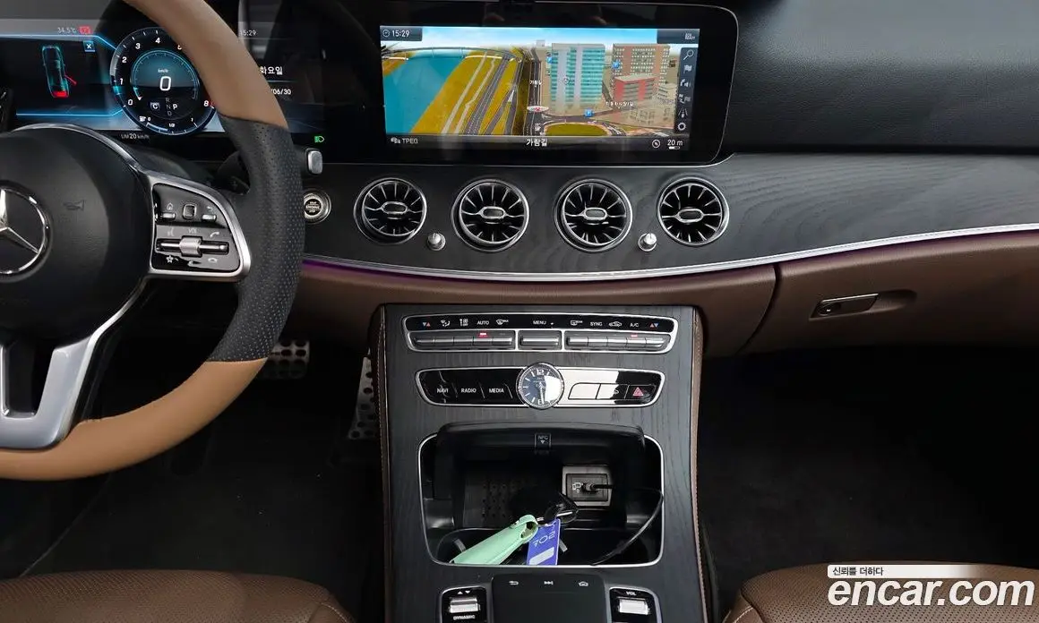 Mercedes-Benz E-Class 2019 2.0 автомат (гидро), фото 28 Mercedes-Benz E-Class 2019 2.0 автомат (гидро), фото 28
