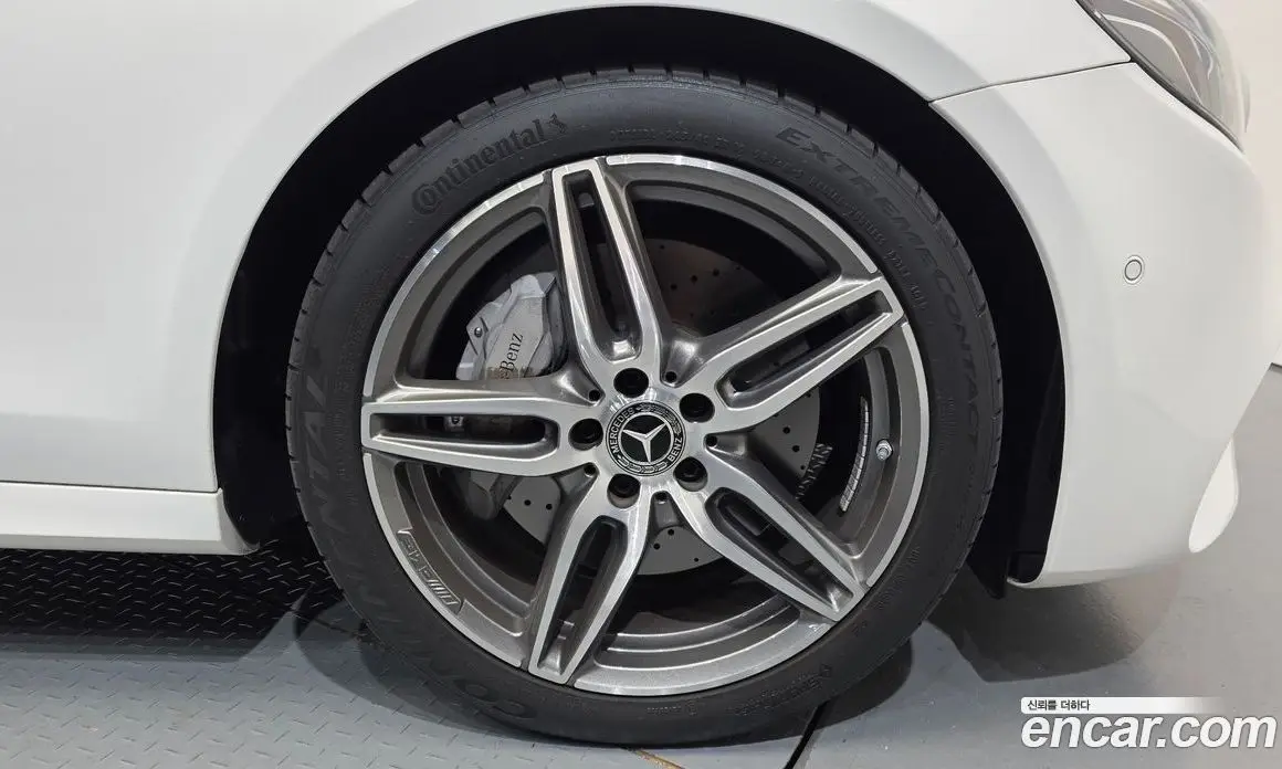 Mercedes-Benz E-Class 2019 2.0 автомат (гидро), фото 5 Mercedes-Benz E-Class 2019 2.0 автомат (гидро), фото 5