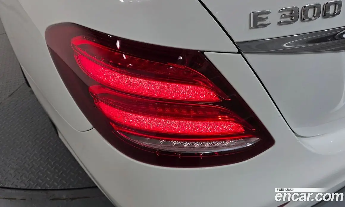Mercedes-Benz E-Class 2019 2.0 автомат (гидро), фото 9 Mercedes-Benz E-Class 2019 2.0 автомат (гидро), фото 9