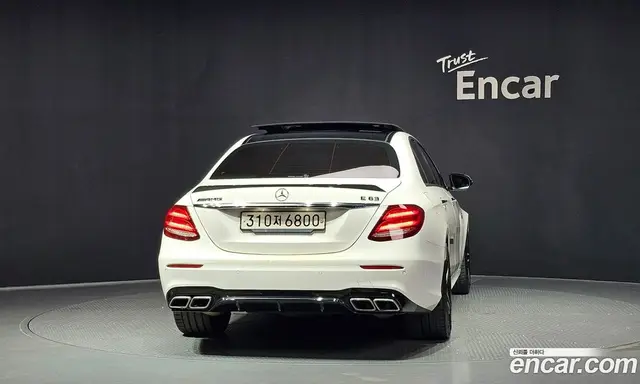 Mercedes-Benz E-Class 2019 4.0 автомат (гидро), миниатюра 4