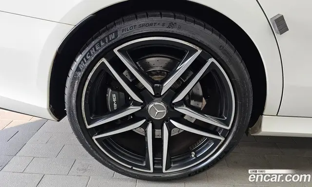 Mercedes-Benz E-Class 2019 4.0 автомат (гидро), миниатюра 5