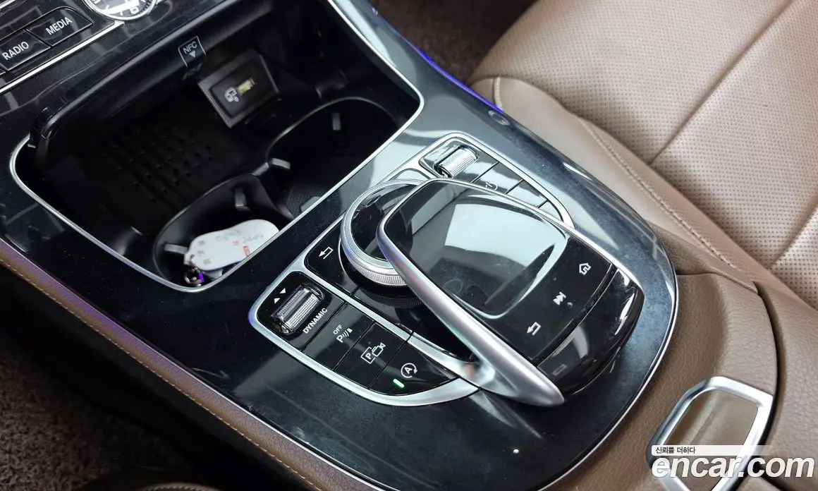Mercedes-Benz E-Class 2019 2.0 автомат (гидро), фото 29 Mercedes-Benz E-Class 2019 2.0 автомат (гидро), фото 29