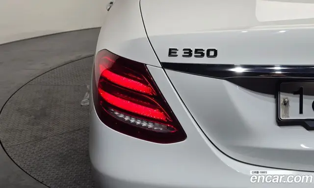 Mercedes-Benz E-Class 2019 2.0 автомат (гидро), миниатюра 9 Mercedes-Benz E-Class 2019 2.0 автомат (гидро), миниатюра 9