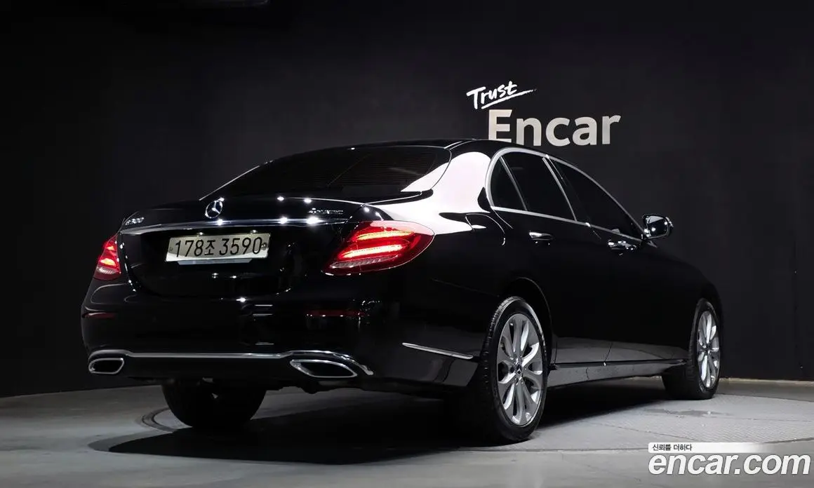 Mercedes-Benz E-Class 2020 2.0 автомат (гидро), фото 2 Mercedes-Benz E-Class 2020 2.0 автомат (гидро), фото 2