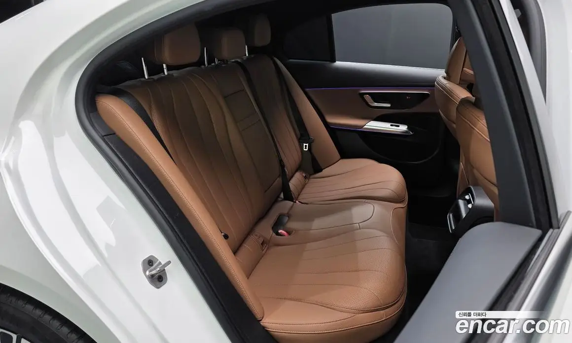 Mercedes-Benz E-Class 2025 2.0 автомат (гидро), фото 17