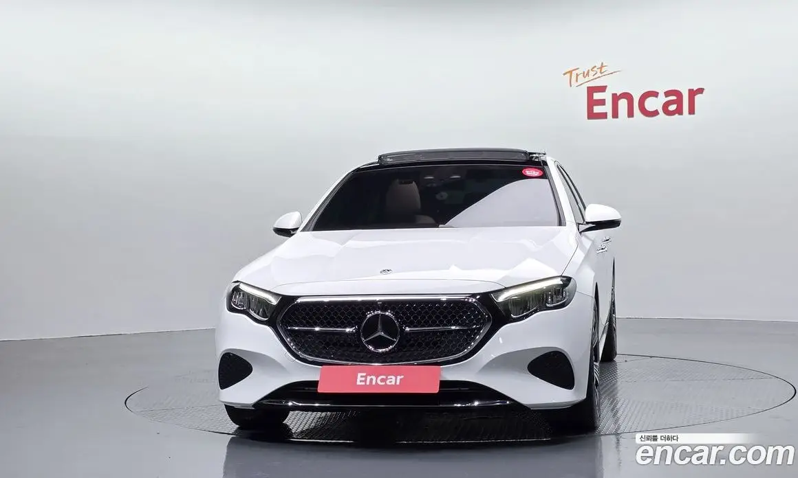 Mercedes-Benz E-Class 2025 2.0 автомат (гидро), фото 3