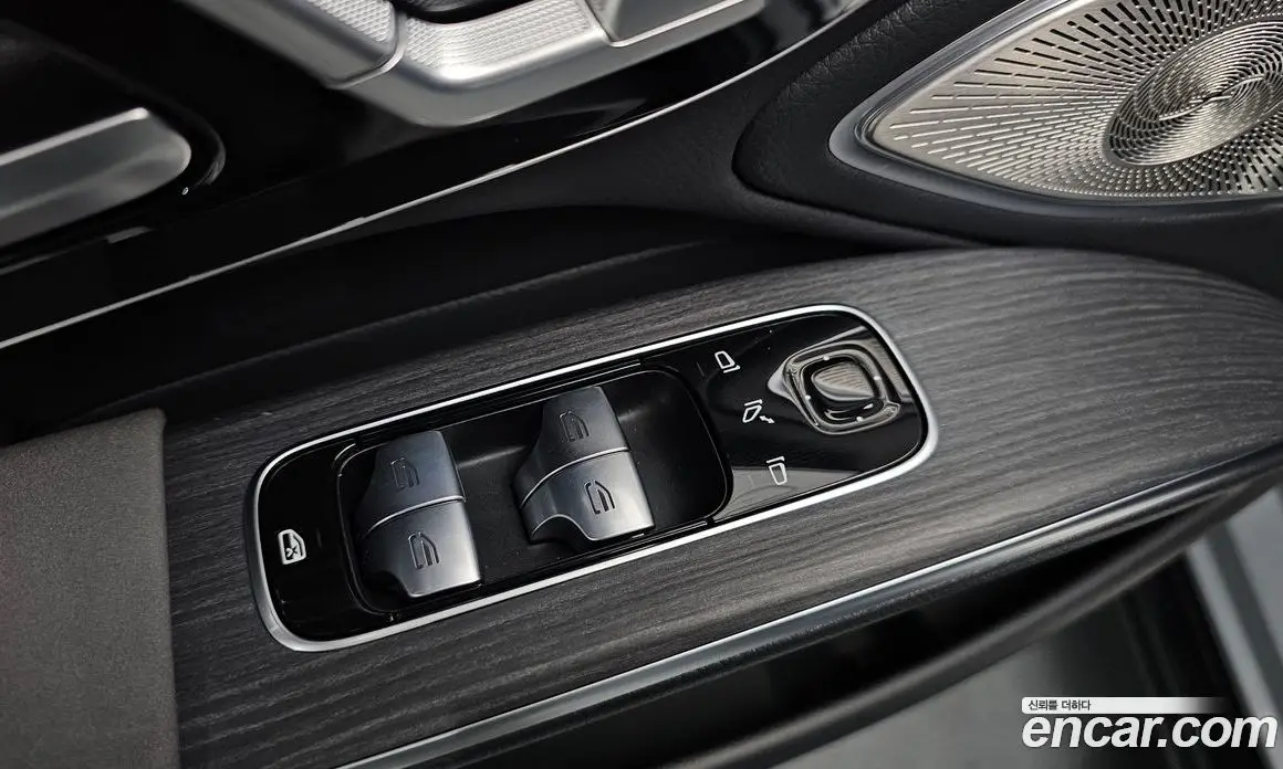 Mercedes-Benz EQS 2022 0.3 автомат (гидро), фото 37
