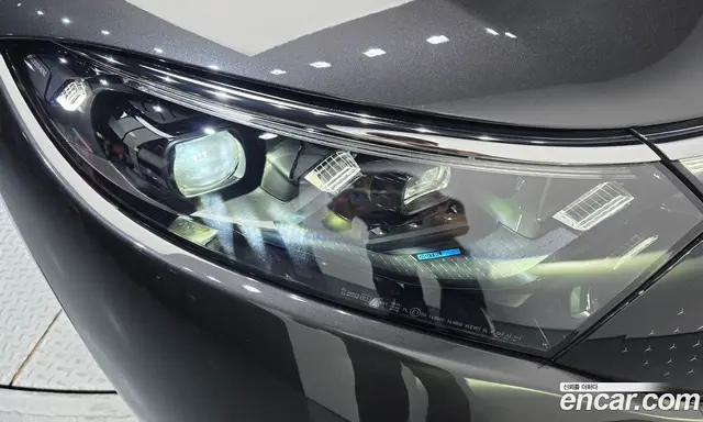 Mercedes-Benz EQS 2022 0.3 автомат (гидро), миниатюра 8