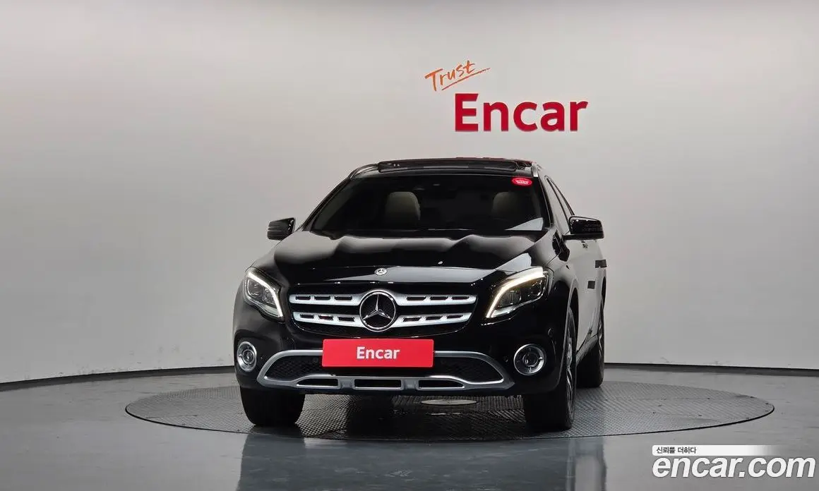 Mercedes-Benz GLA-Class 2019 2.0 автомат (гидро), фото 3 Mercedes-Benz GLA-Class 2019 2.0 автомат (гидро), фото 3