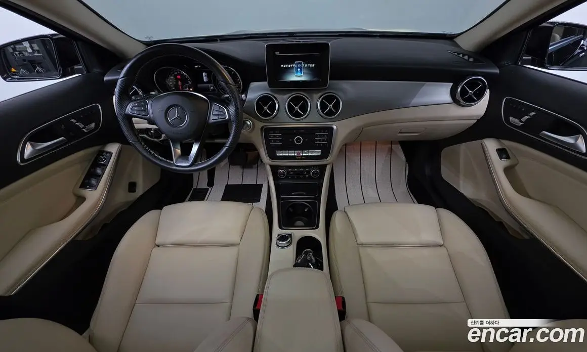 Mercedes-Benz GLA-Class 2019 2.0 автомат (гидро), фото 10 Mercedes-Benz GLA-Class 2019 2.0 автомат (гидро), фото 10