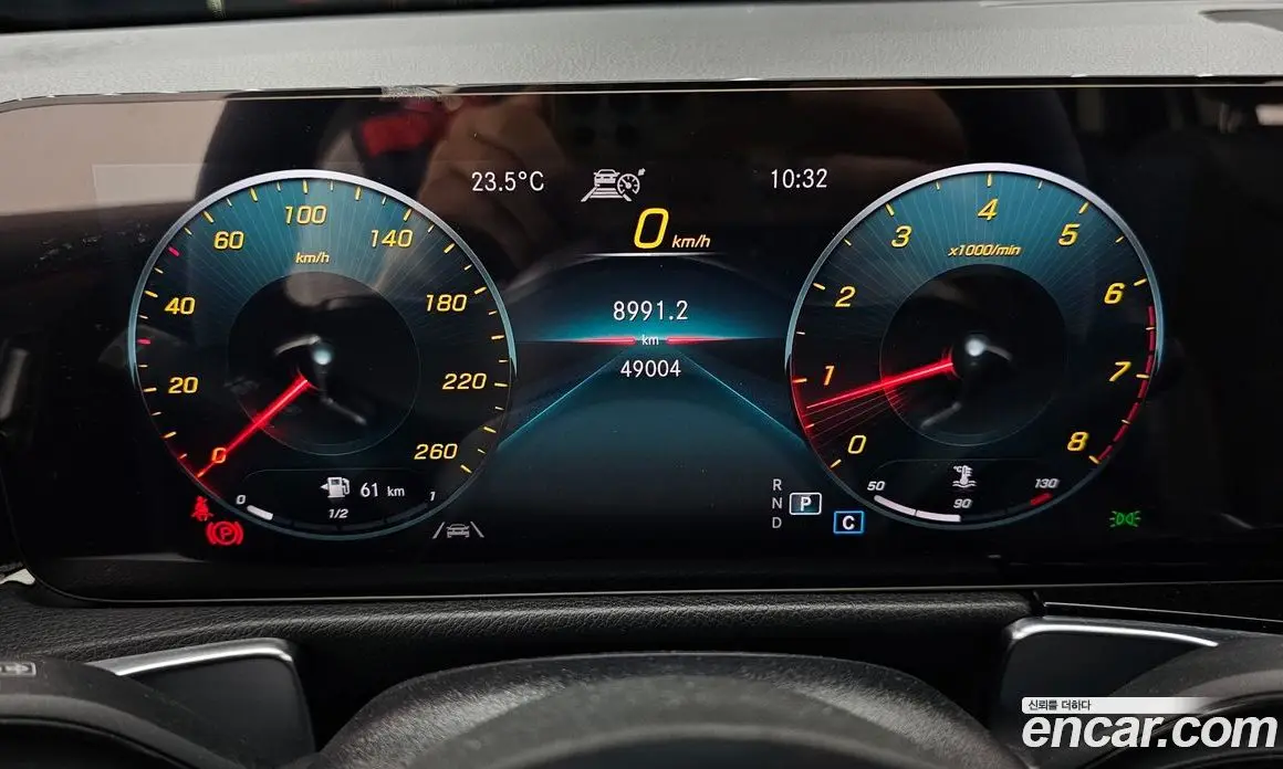 Mercedes-Benz GLB-Class 2021 2.0 автомат (гидро), фото 8 Mercedes-Benz GLB-Class 2021 2.0 автомат (гидро), фото 8
