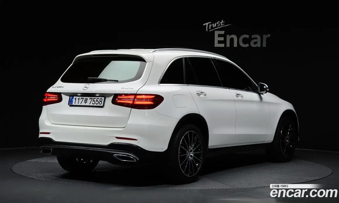 Mercedes-Benz GLC-Class 2016 2.1 автомат (гидро), фото 2 Mercedes-Benz GLC-Class 2016 2.1 автомат (гидро), фото 2