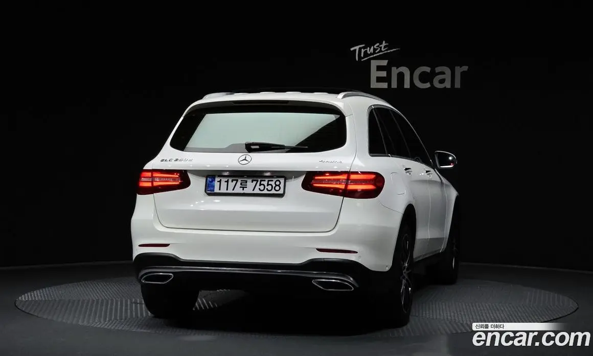 Mercedes-Benz GLC-Class 2016 2.1 автомат (гидро), фото 4 Mercedes-Benz GLC-Class 2016 2.1 автомат (гидро), фото 4
