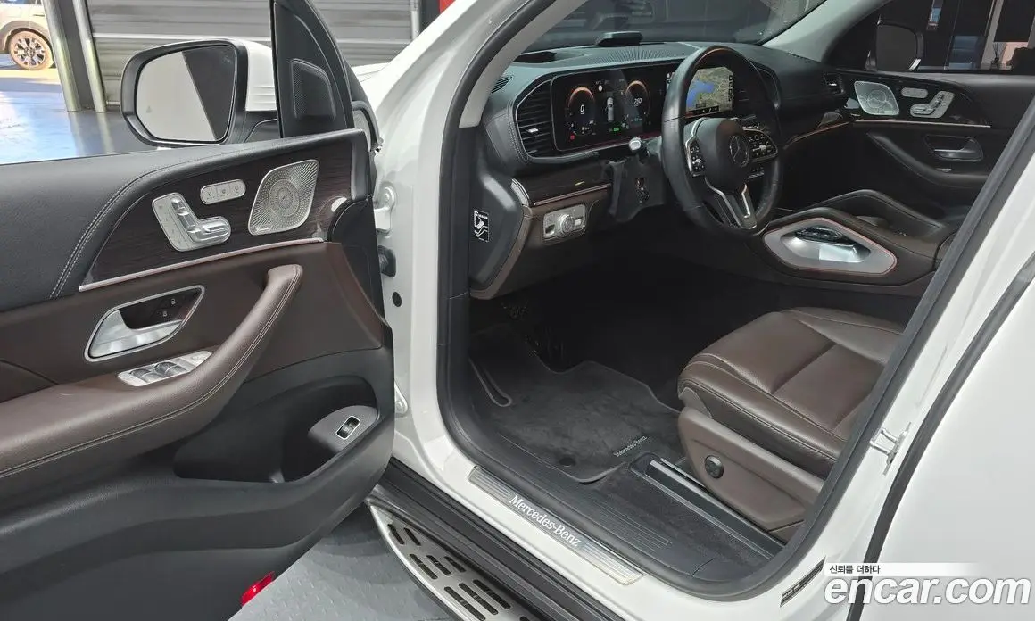 Mercedes-Benz GLE-Class 2023 2.0 автомат (гидро), фото 11