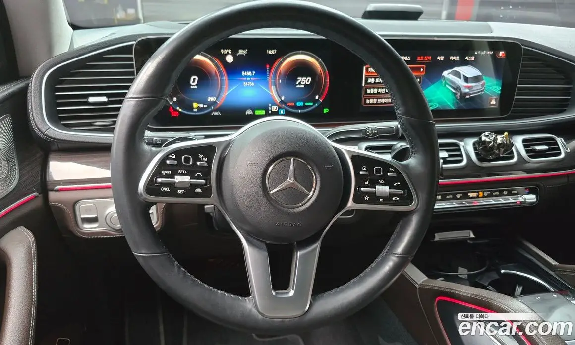 Mercedes-Benz GLE-Class 2023 2.0 автомат (гидро), фото 13
