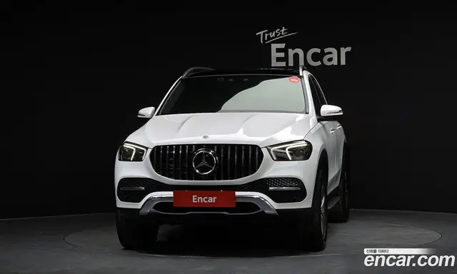 Mercedes-Benz GLE-Class 2023 2.0 автомат (гидро), миниатюра 3