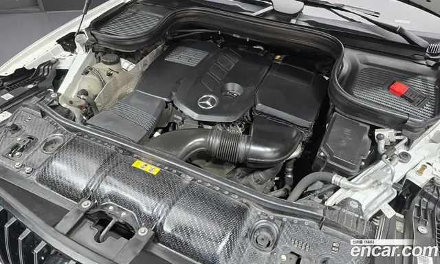 Mercedes-Benz GLE-Class 2023 2.0 автомат (гидро), миниатюра 6