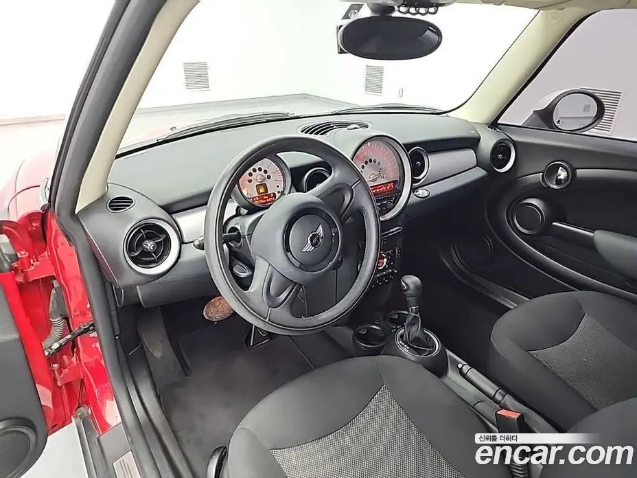 Mini Cooper 2010 1.6 автомат (гидро), фото 7 Mini Cooper 2010 1.6 автомат (гидро), фото 7