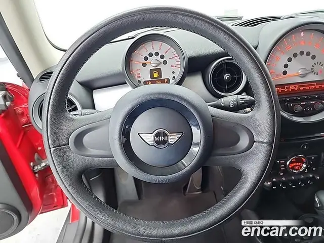 Mini Cooper 2010 1.6 автомат (гидро), миниатюра 9 Mini Cooper 2010 1.6 автомат (гидро), миниатюра 9