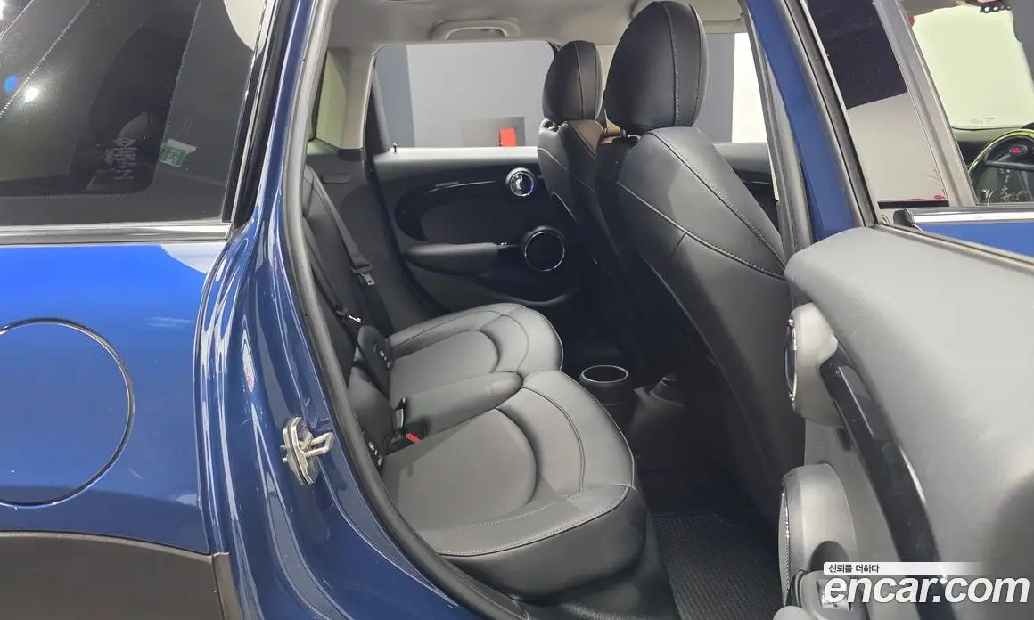 Mini Cooper 2015 1.5 автомат (гидро), фото 12