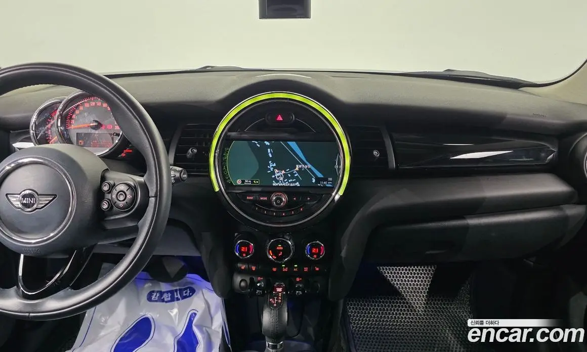 Mini Cooper 2015 1.5 автомат (гидро), фото 17