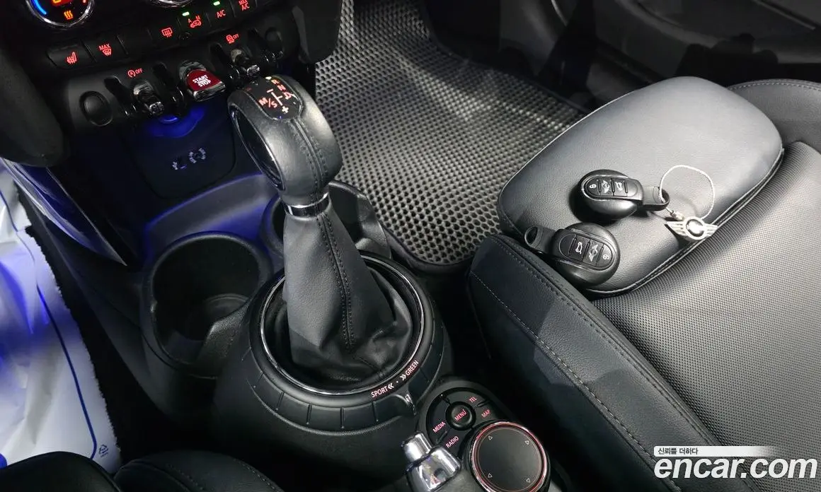 Mini Cooper 2015 1.5 автомат (гидро), фото 9