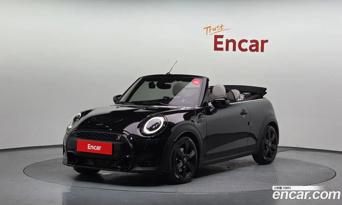 Mini Cooper Convertible 2023 2.0 автомат (гидро), фото 1 Mini Cooper Convertible 2023 2.0 автомат (гидро), фото 1