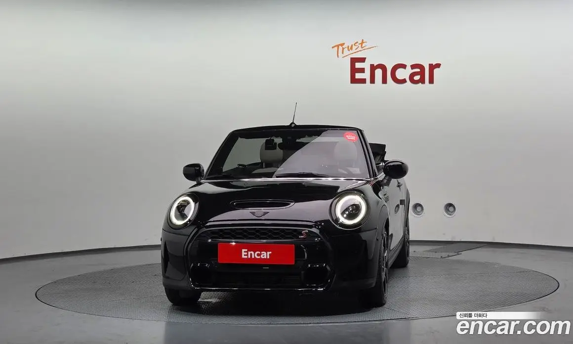 Mini Cooper Convertible 2023 2.0 автомат (гидро), фото 3 Mini Cooper Convertible 2023 2.0 автомат (гидро), фото 3