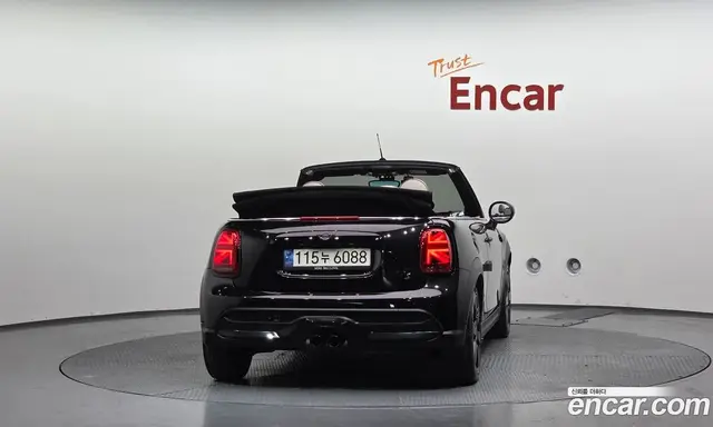 Mini Cooper Convertible 2023 2.0 автомат (гидро), миниатюра 4 Mini Cooper Convertible 2023 2.0 автомат (гидро), миниатюра 4