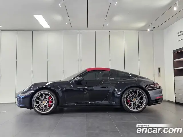 Porsche 911 2024 3.0 автомат (гидро), миниатюра 6 Porsche 911 2024 3.0 автомат (гидро), миниатюра 6