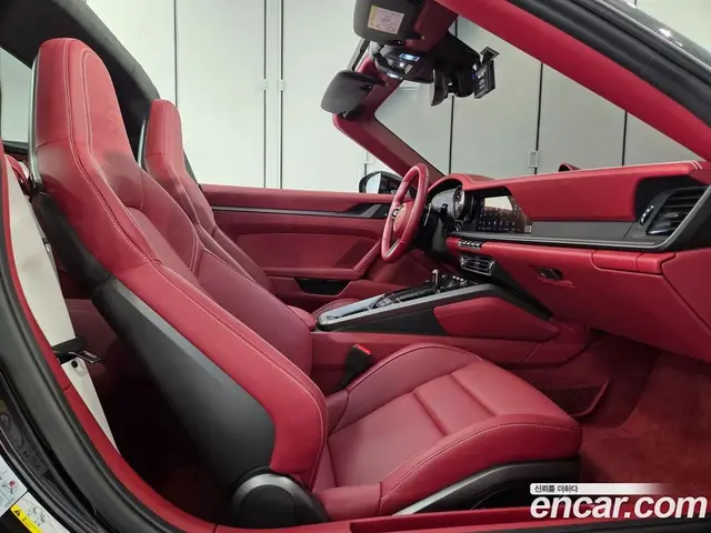 Porsche 911 2024 3.0 автомат (гидро), миниатюра 7 Porsche 911 2024 3.0 автомат (гидро), миниатюра 7