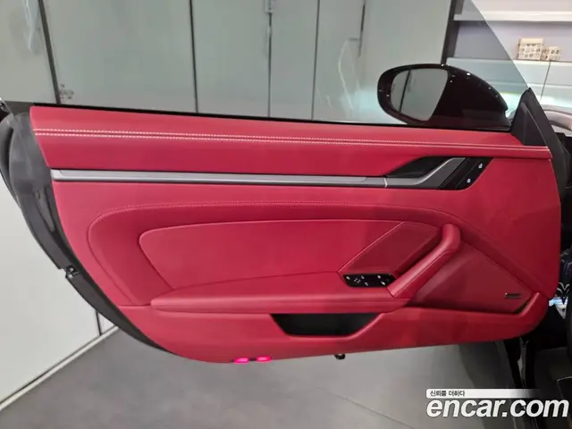 Porsche 911 2024 3.0 автомат (гидро), миниатюра 10 Porsche 911 2024 3.0 автомат (гидро), миниатюра 10