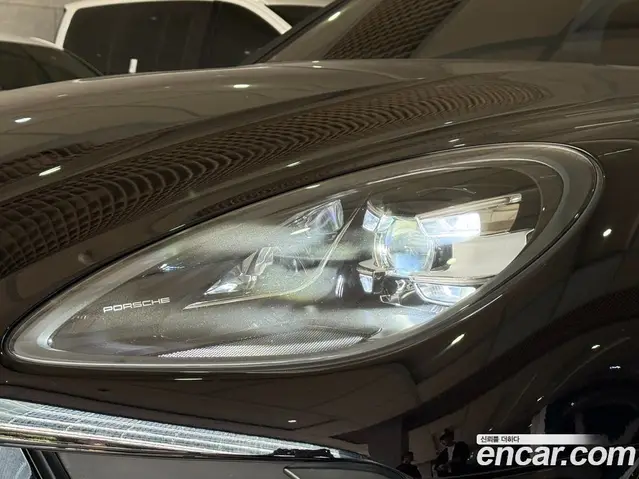 Porsche Macan 2021 2.0 автомат (гидро), миниатюра 3 Porsche Macan 2021 2.0 автомат (гидро), миниатюра 3